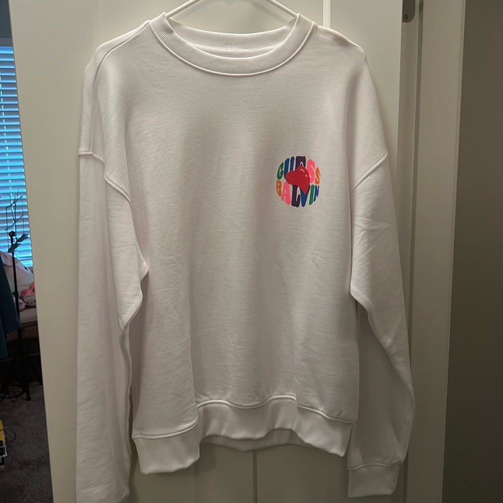 J Balvin pullover size M
